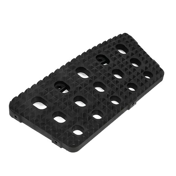 PISADERA GUARDABARRO ESTRIBO IZQUIERDO IVECO 504329073                                                                                                